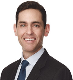 [MISSING IMAGE: ph_peterlee-4clr.jpg]