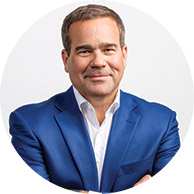 [MISSING IMAGE: ph_danieljhouston-4c.jpg]