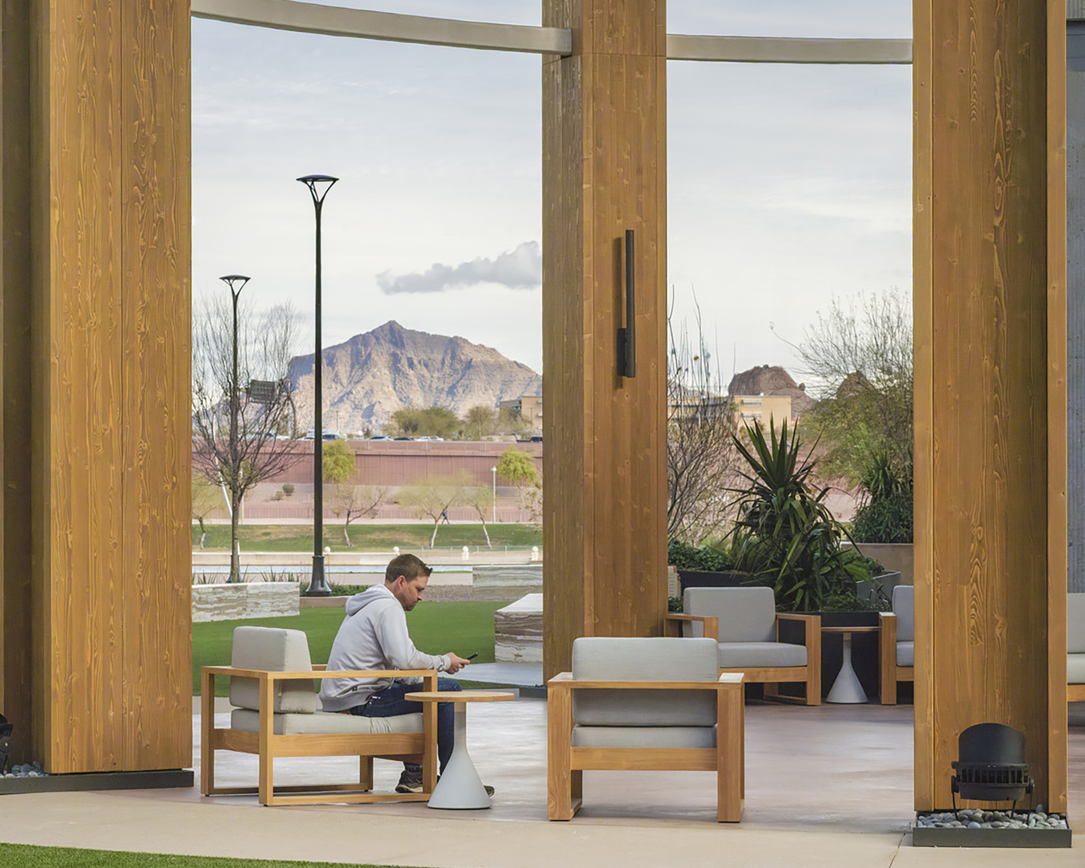 HF 11760_N55_medium_edit.jpg