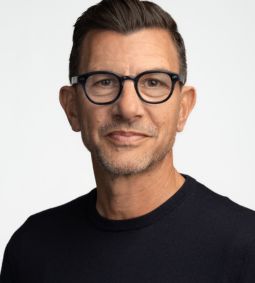 Marco Ellerker Headshot.jpg