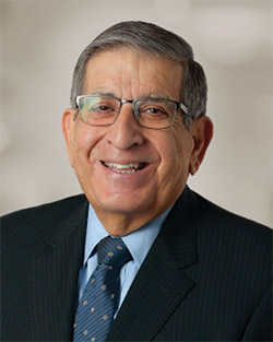 [MISSING IMAGE: ph_rafaelflores-4clr.jpg]