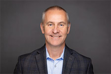 [MISSING IMAGE: ph_jeffreyjcote-4c.jpg]