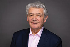 [MISSING IMAGE: ph_henristeinmetz-4c.jpg]