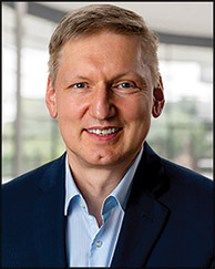 [MISSING IMAGE: ph_peterporshnev-4c.jpg]