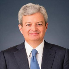 [MISSING IMAGE: ph_andrewwhobson-4clr.jpg]