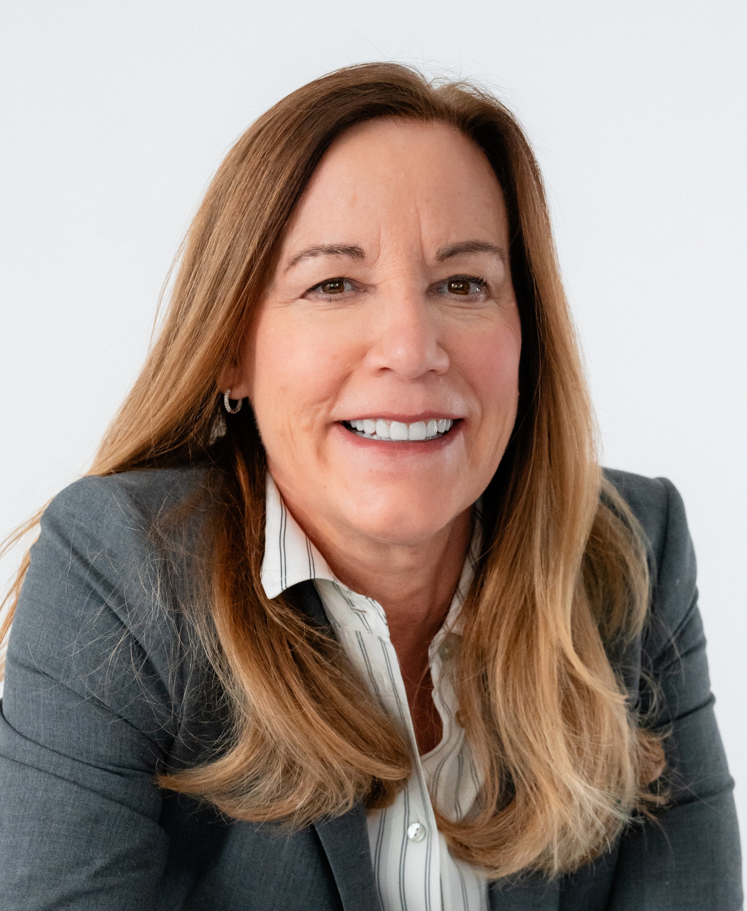 _Suzy Resize-07189.jpg