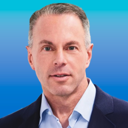 05 439032-1_photo_headshot_WenigD.jpg