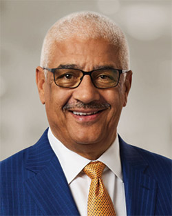 [MISSING IMAGE: ph_craigsivey-4clr.jpg]