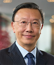 [MISSING IMAGE: ph_matthewtsien-4c.jpg]