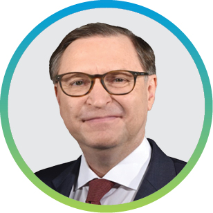 05_PRO013454_photo_directors circle6.jpg