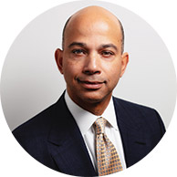 [MISSING IMAGE: ph_scottmmills-4c.jpg]