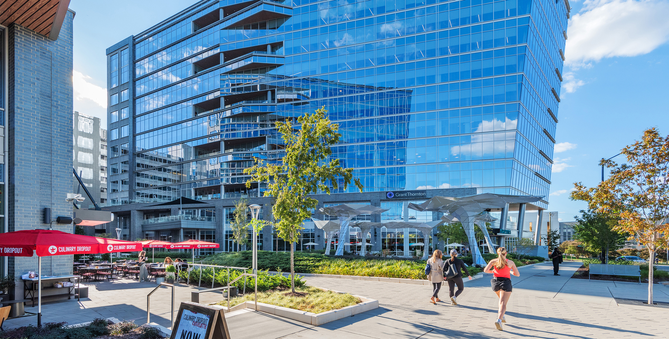 Vantage South End_West Tower_Carson Blvd_Medium.jpg