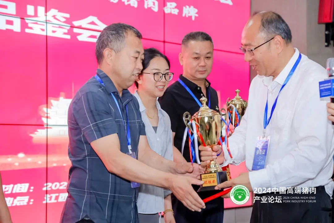 展望未来,我们有理由相信,中国本土猪在市场竞争洪流之中,必将攻克