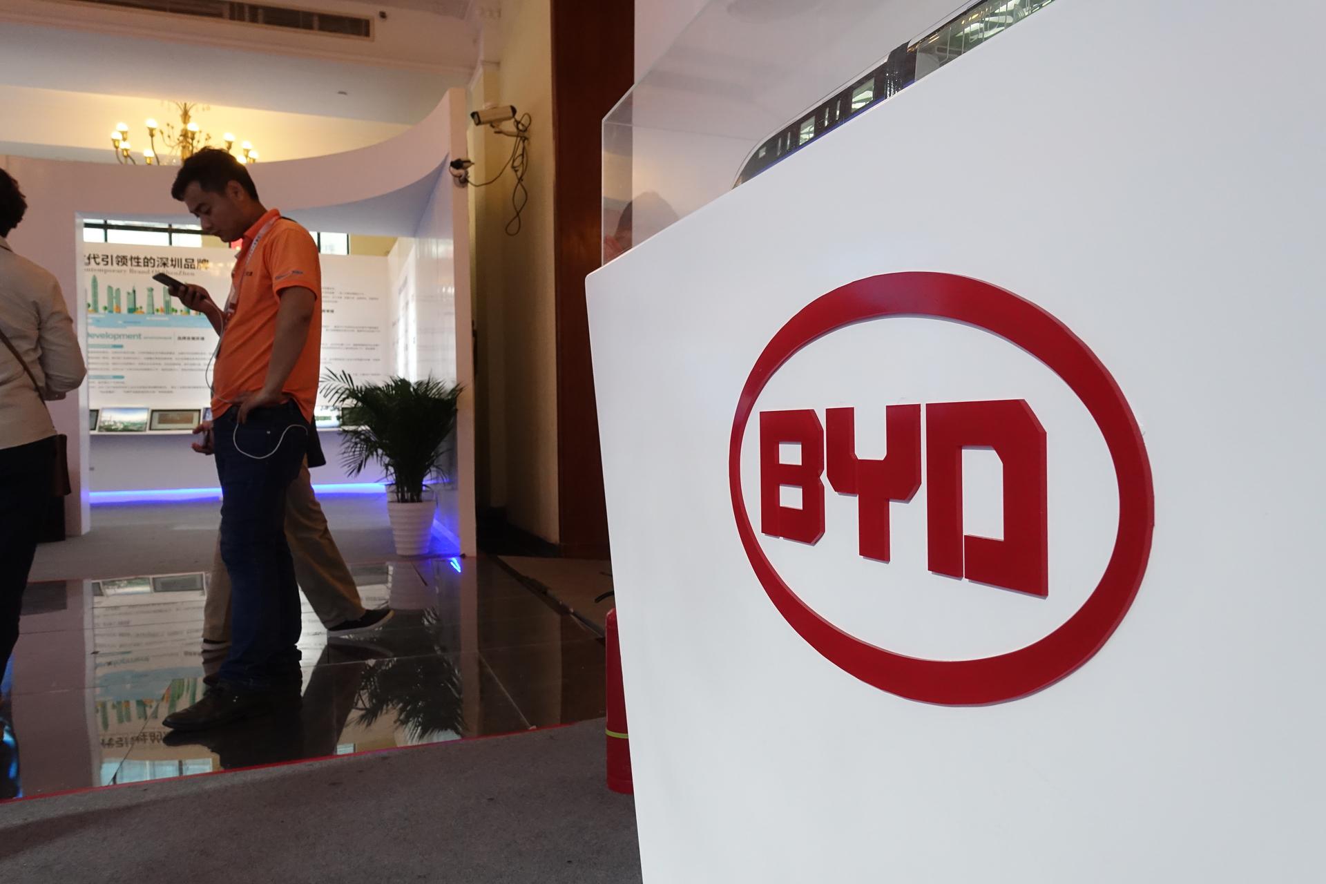 158亿元收购捷普公司成都,无锡工厂