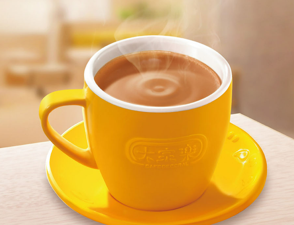 可能在罗友礼看来,女儿虽有海外学历,也有某全球资管公司的工作履历