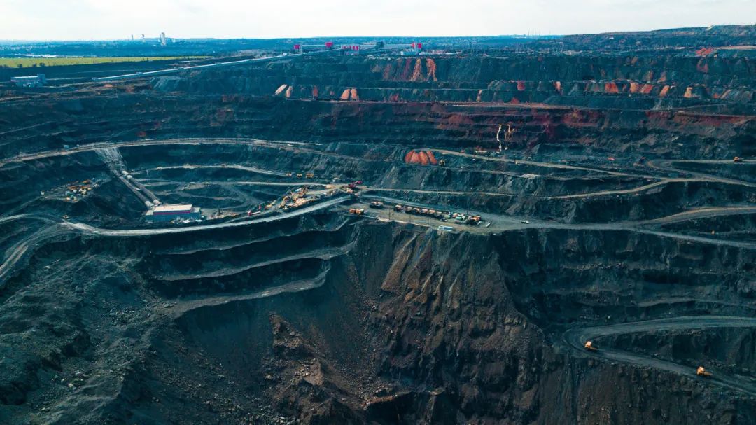 河南焦作首富病逝,500亿公司谁接手