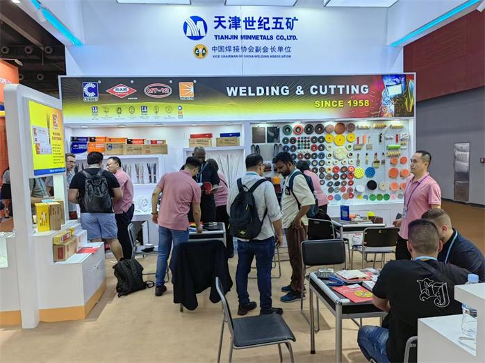 第135届广交会一期展会开幕天津交易团首日实现意向成交超2000万美元