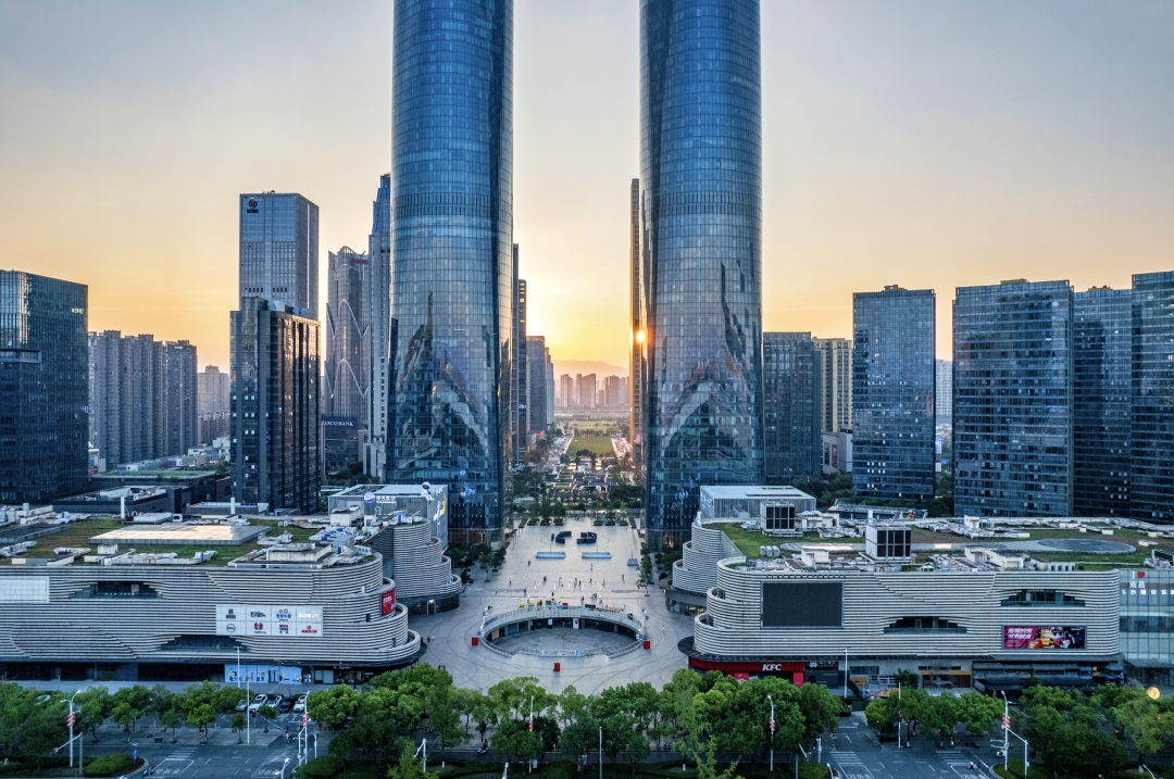 焕新亮相|南昌绿地缤纷城盛大开业,激发城市消费新活力