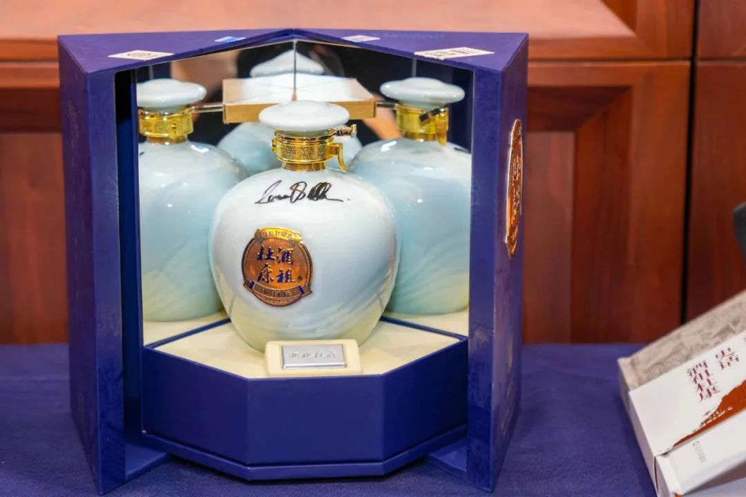 【微酒观察】透视丁奥大师赛背后,杜康小封坛的"攻守局"