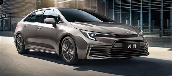 广汽丰田凌尚于2021年6月发布上市,基于丰田tnga架构打造,定位和车身