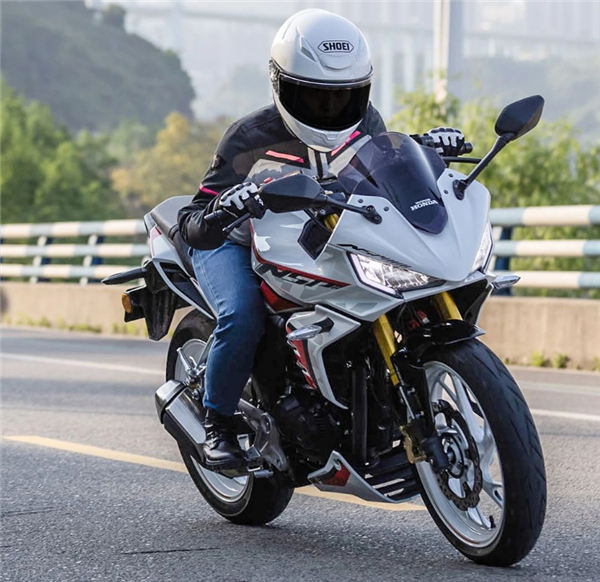 两踏板一仿赛 五羊-本田三款摩托车齐发:10980元起
